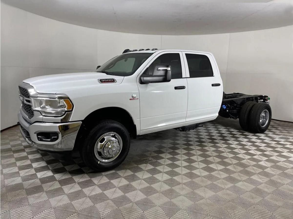 ram ram 3500 chassis cab 2024 3C7WRSCL4RG175204 image ram ram 3500 chassis cab 2024 3C7WRSCL4RG175204 image